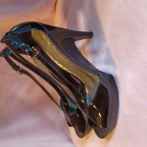 Women's size 8 high heels